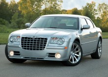 Тих. характеристики Chrysler 300c srt8 з 2005 року