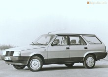 Jene. Features Fiat Regata Weekend 1986 - 1989