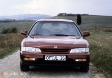 Εκείνοι. Χαρακτηριστικά Honda Accord 4 Πόρτες 1993 - 1996