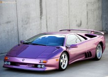 เหล่านั้น. ลักษณะของ Lamborghini Diablo SE 30 1994