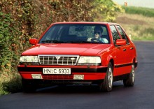 เหล่านั้น. ลักษณะของ Lancia ธีม 1988 - 1992