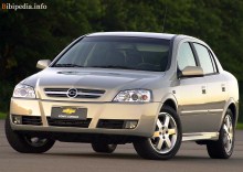 Aqueles. Características da Chevrolet Astra sedan desde 1999