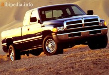 Jene. Eigenschaften von Dodge Ram 2500 1997 - 2002