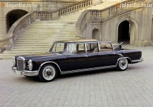 De där. Egenskaper för Mercedes Benz 600 Pullman Landaulet V100 1965 - 1981