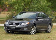 Itu. Karakteristik Subaru Legacy sejak 2008