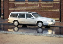 Azok. Jellemzők Volvo V90 1997 - 1998