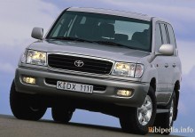 Azok. A Toyota Land Cruiser 100 1998 - 2002 jellemzői