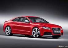 De där. Kännetecken för Audi RS5 sedan 2010