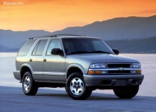 เหล่านั้น. ลักษณะของ Chevrolet Blazer 5 Doors 1997 - 2005