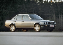 Itu. Karakteristik BMW 3 Series Sedan E30 1982-1992