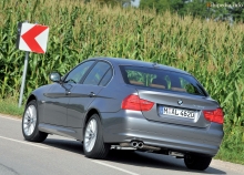 BMW 3-as E90 2008 óta