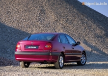 Toyota Avensis Liftbek 1997 - 2003