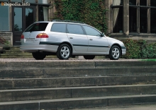 Toyota Avensis wagon 2000 - 2003