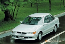 Mitsubishi Lancer ჰეჩბეკი 1988 - 1993