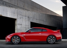 2007'den beri Nissan GT-R R35