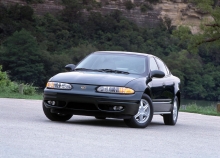 Тих. характеристики Oldsmobile Alero седан 1999 - 2004