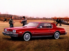 เหล่านั้น. ลักษณะ Oldsmobile Toronado 1979 - 1985