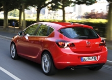 Opel Astra 5 дверей с 2009 года