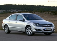 Opel Astra Sedan od roku 2007
