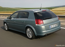 2005'ten beri Opel Signum