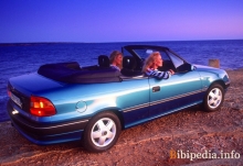 Opel Astra Convertible 1993 - 1994