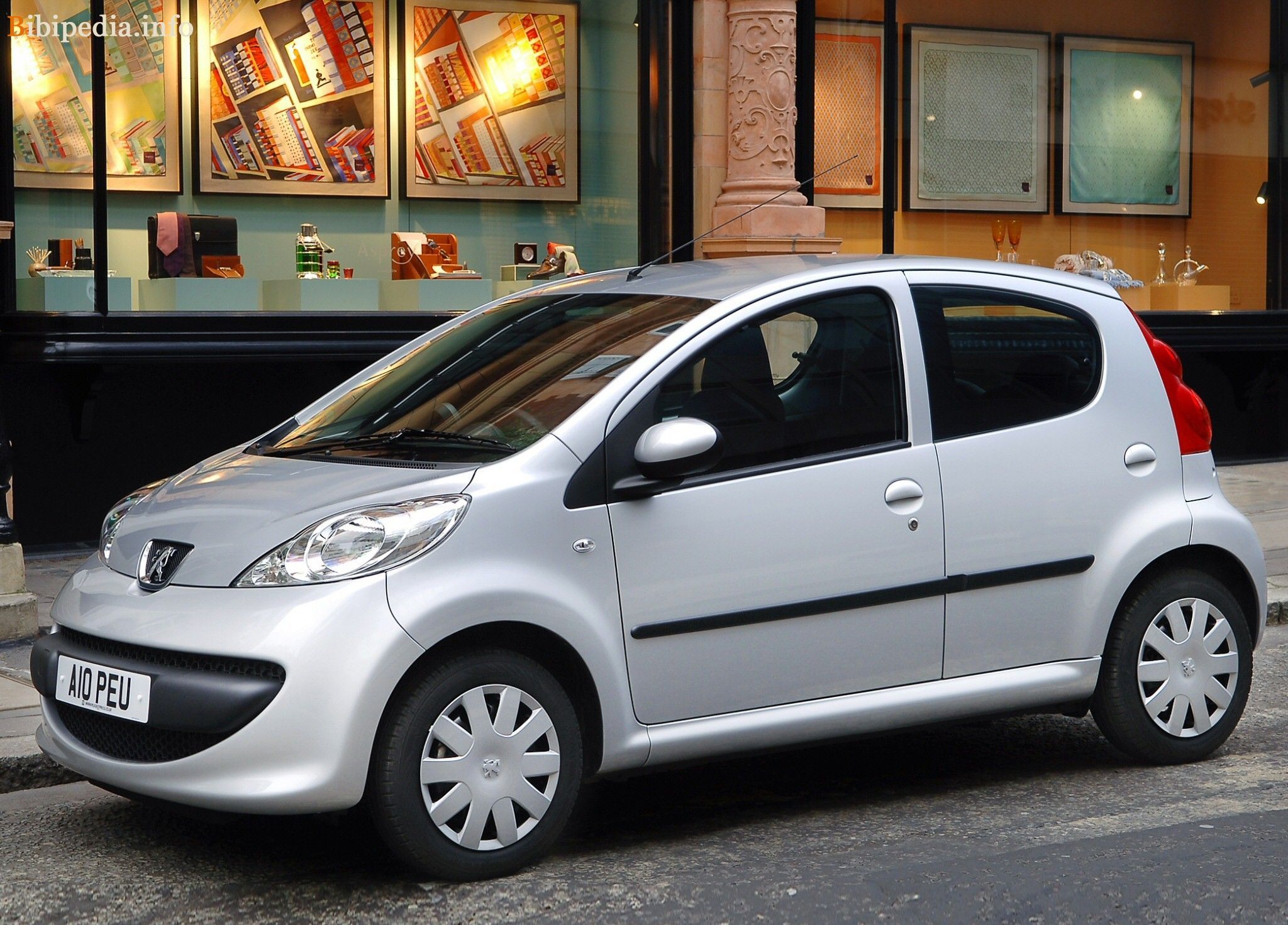 Peugeot 107 5 дверей