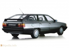 Audi 100 avant c3 1983 - тисячу дев'ятсот дев'яносто один