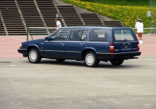 Volvo 760 ქონების 1985 - 1990
