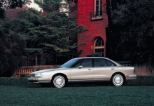 เหล่านั้น. ลักษณะของ Oldsmobile Regency 1996 - 1998