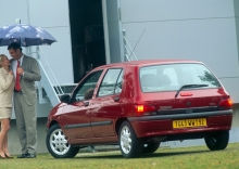 Renault Clio 5 Drzwi 1990 - 1996