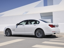2012 yılından bu yana restyling BMW 7 serisi F01-02