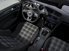 Te. Volkswagen Golf GTD Cechy 5 drzwi 2013 - HB