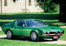 ისინი. მახასიათებლები Alfa Romeo Montreal 1970 - 1977