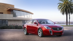 Buick reval gs 2013 yil 001