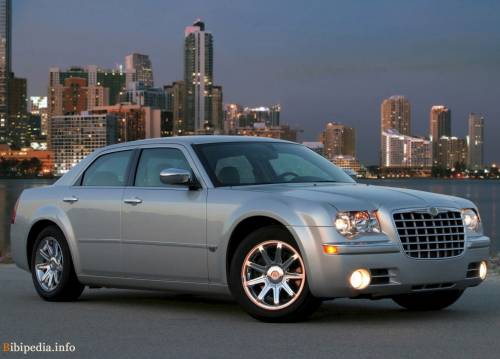 красавец Chrysler 300c