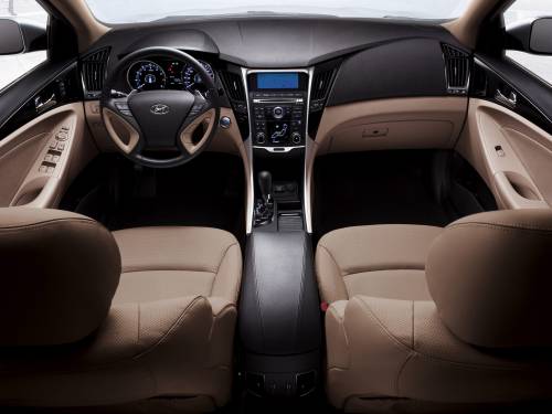 Hyundai Sonata 2012 интерьер