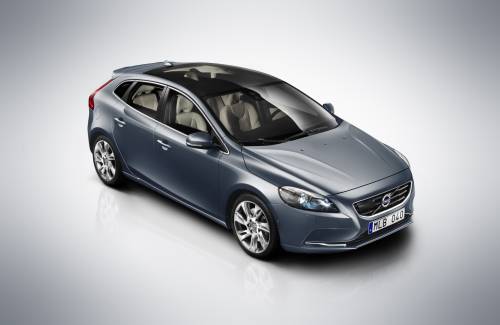 Volvo V40 2012 вид спереди